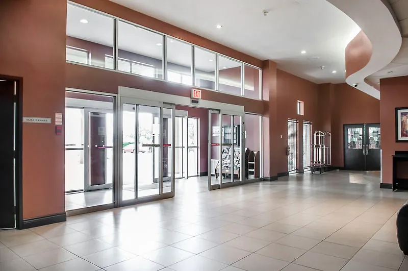 Comfort Hotel Airport North Toronto
