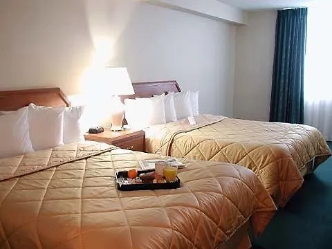 Comfort Hotel Airport North Toronto 3*,  Canada